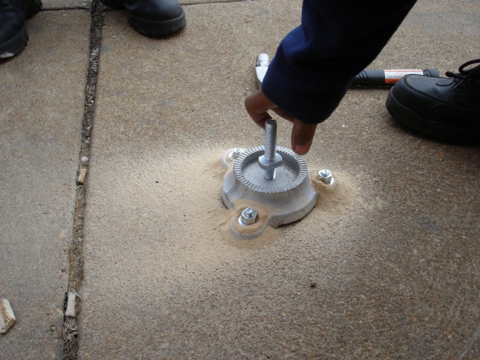 Installing Shear Bolt 015